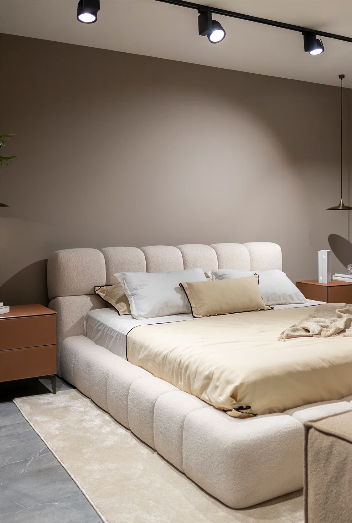 Lounge Platform Bed