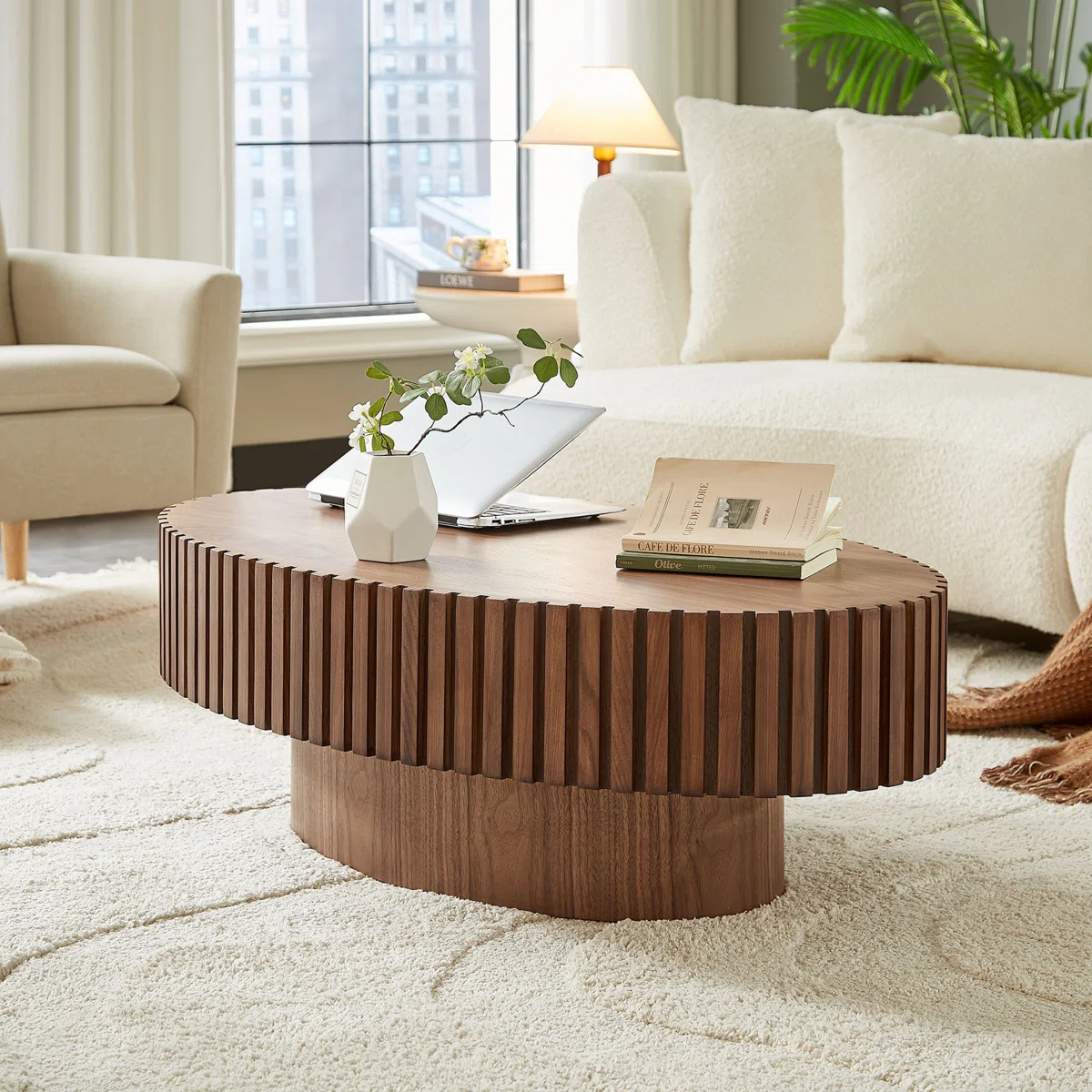 Nira Verona Cabinet